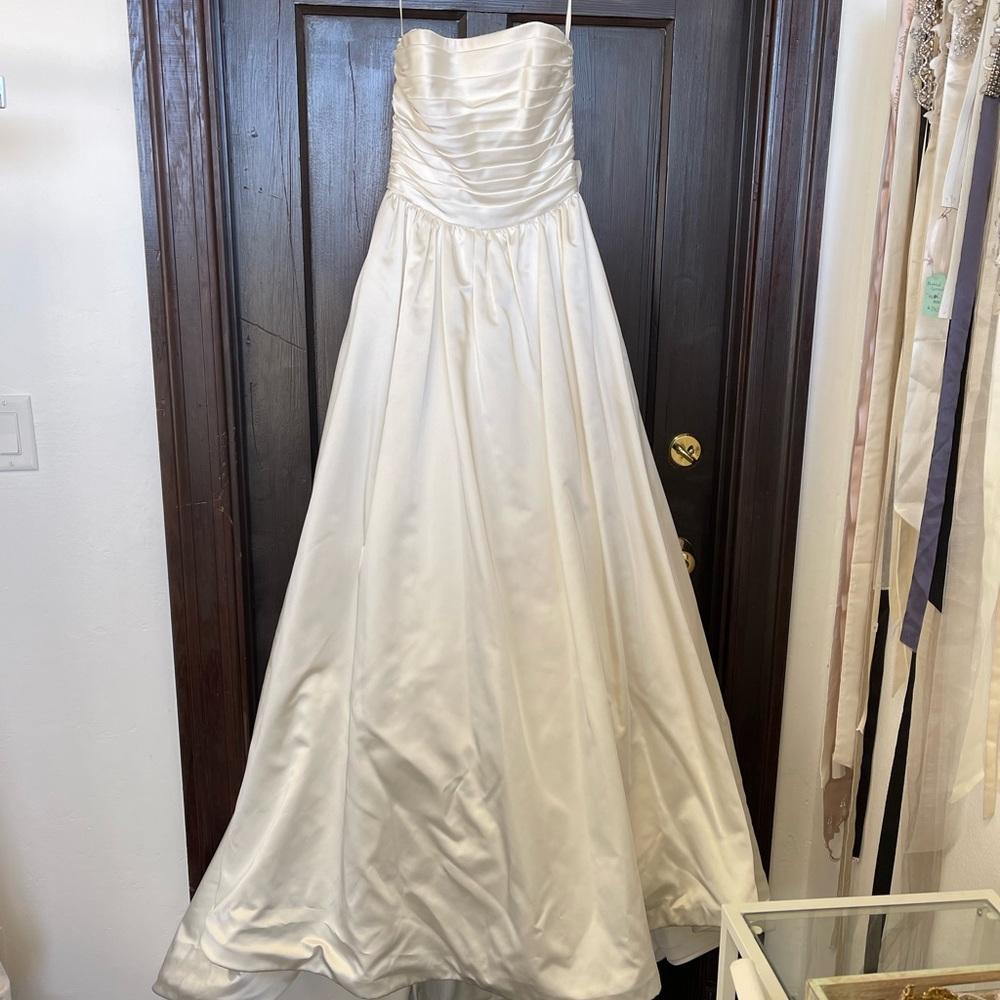 Lazaro Silk Ballgown wedding gown size 10 sample